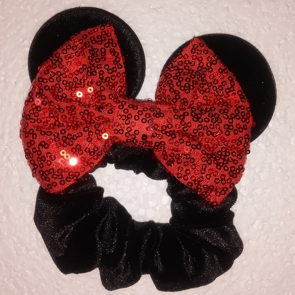 Mouse Ears Velvet Black Red Scrunchie Hair Band - Picture 1 of 2